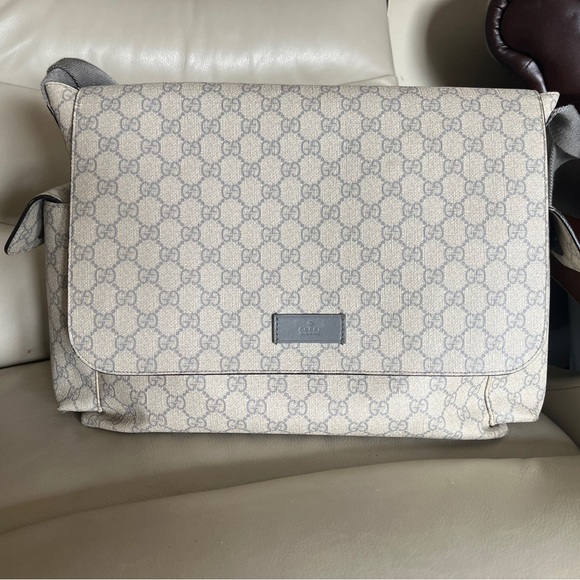 Gucci Baby Diaper Bag - Picture 1 of 5